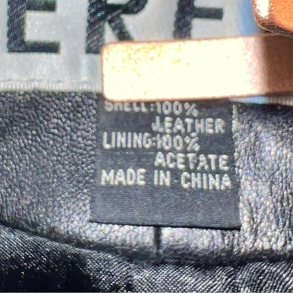 EREZ Vintage 1980’s Flaming Iris Leather jacket with snakeskin and beaded detail - Picture 9 of 10